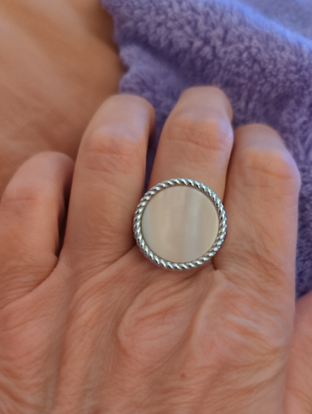 Sterling Silver Mother-of-Pearl Round Statement Ring - White